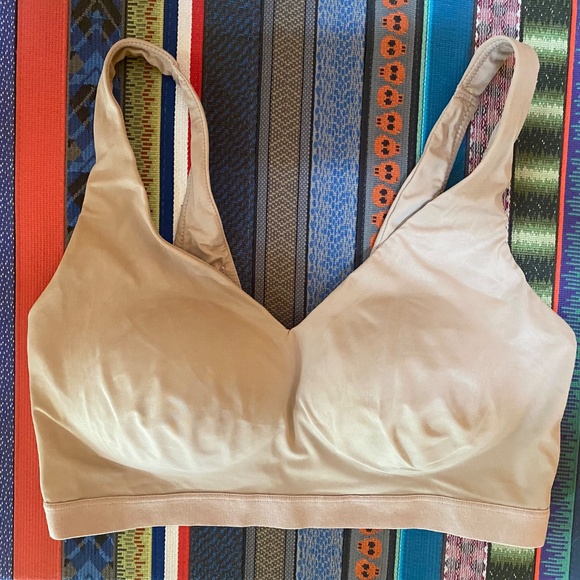 Cloud 9® Super Soft, Wireless Lightly Lined Comfort Bra ~ Size  Large ~ Lot of 3 - Picture 5 of 8